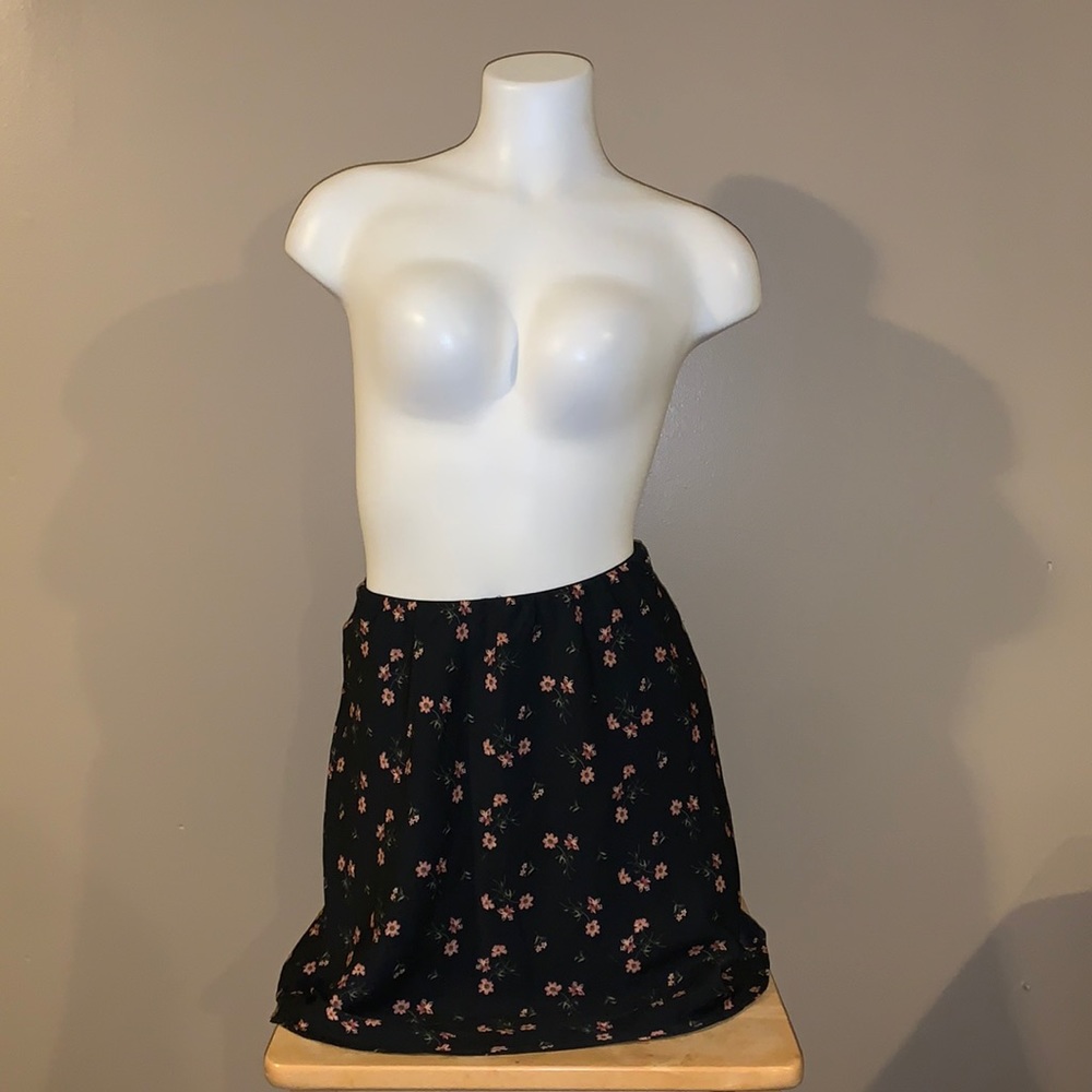 Hollister | Black Floral Ultra High-Rise Skirt